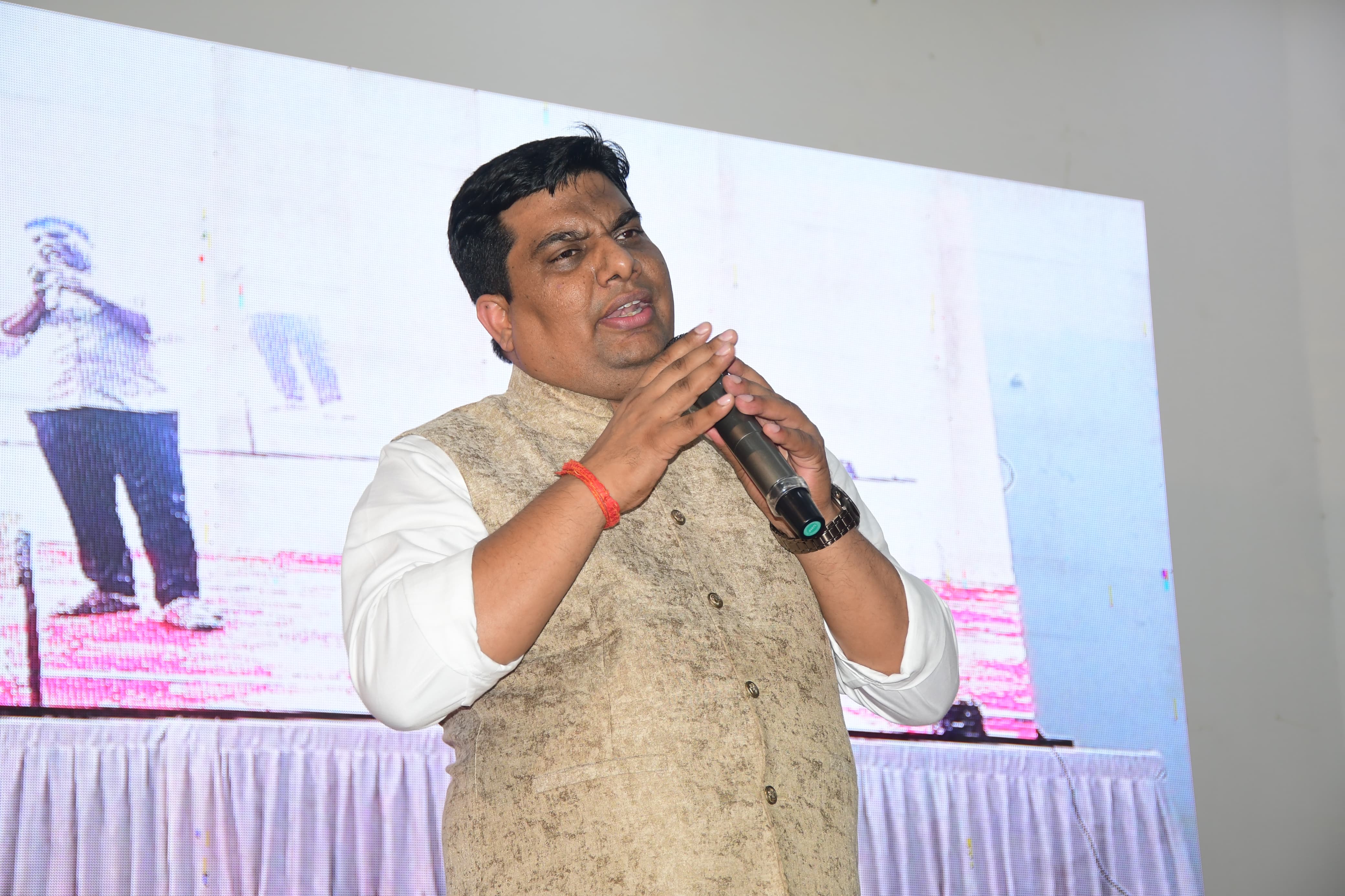 WhatsApp Image 2025-11-08 at 10.42.10 PM.jpeg